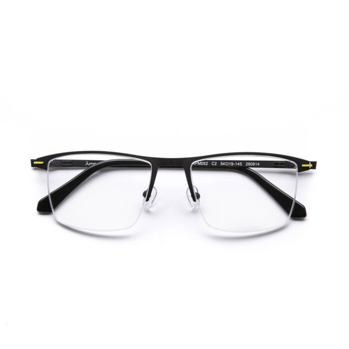 APM052-C2-01